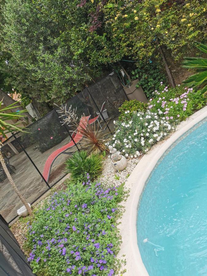 Appartement En Sous Sol De Villa Avec Acces Jardin Et Piscine 마르세유 외부 사진