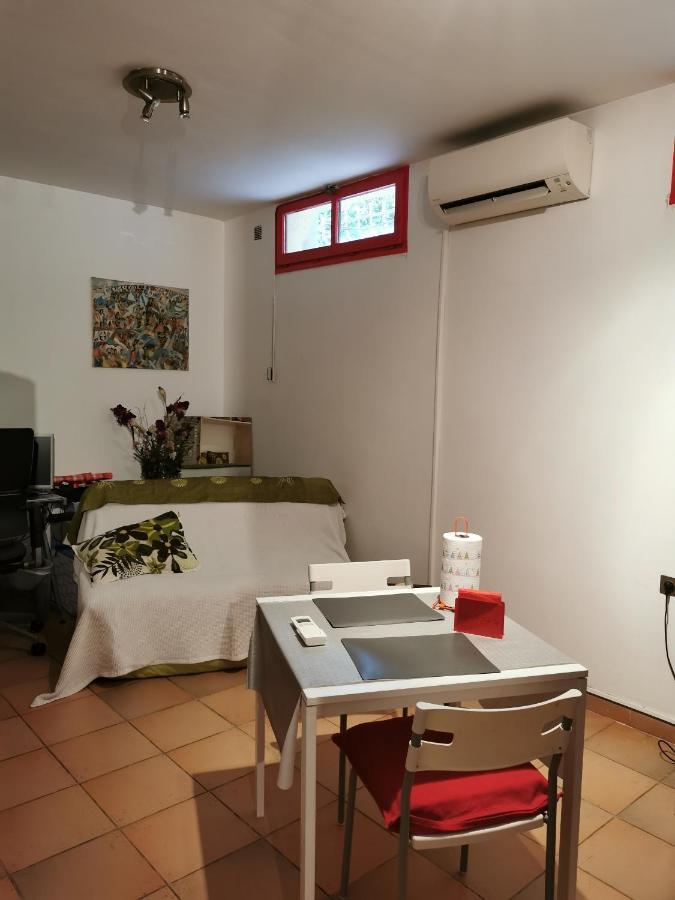 Appartement En Sous Sol De Villa Avec Acces Jardin Et Piscine 마르세유 외부 사진